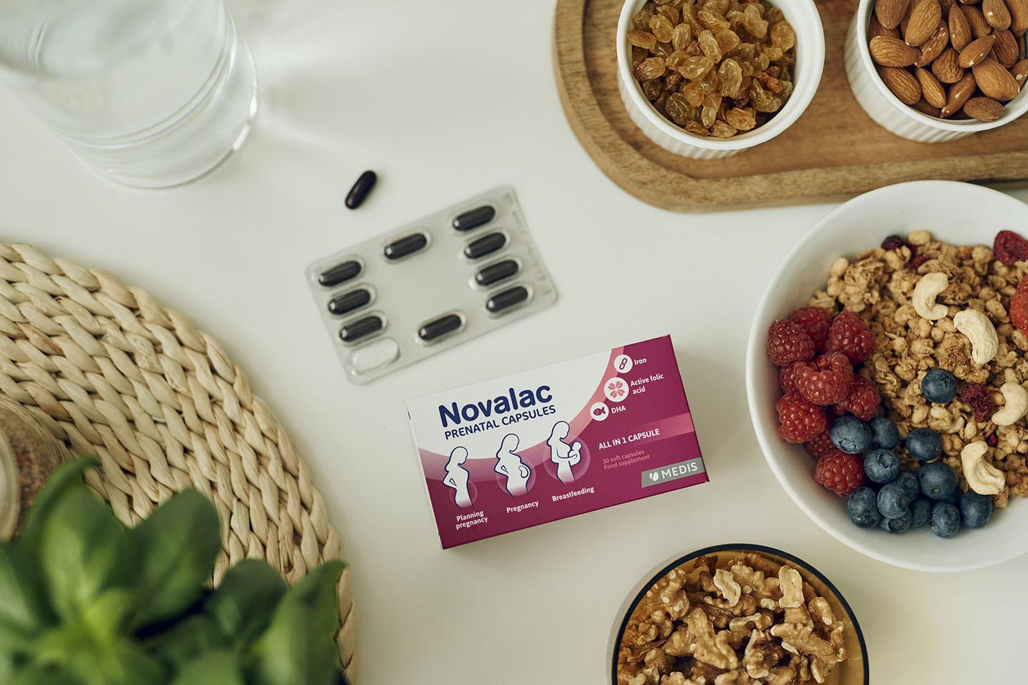 Пренатални капсули Novalac с балансирана закуска